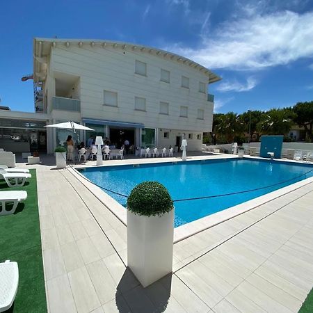 רוזטו דליי אברוצי Elite Boutique Hotel מראה חיצוני תמונה