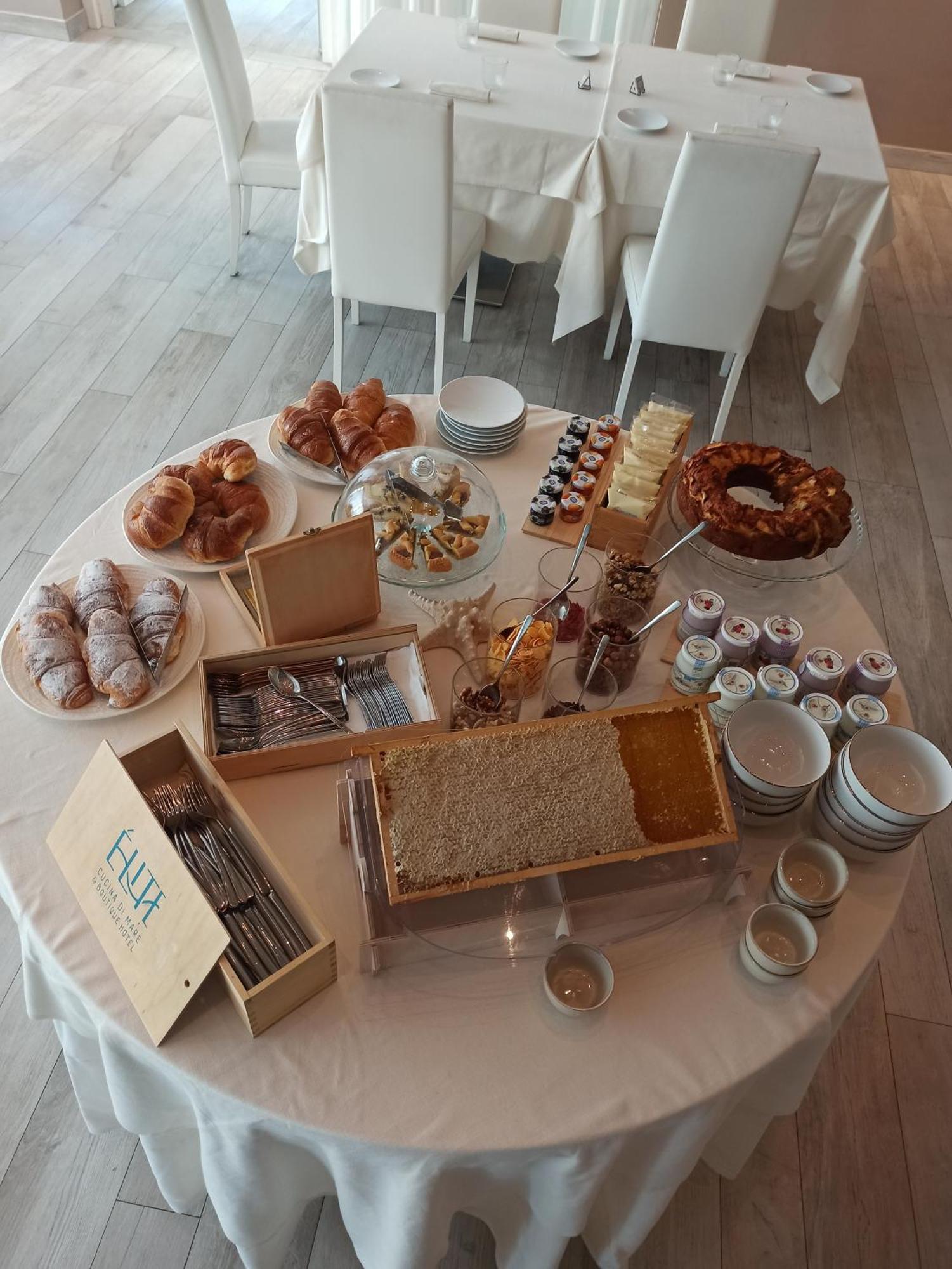 רוזטו דליי אברוצי Elite Boutique Hotel מראה חיצוני תמונה